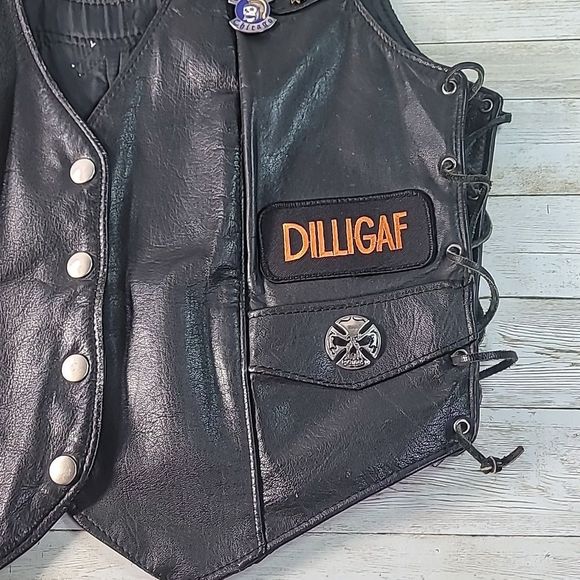 REAL Women's Biker Vest Cut with Patches & Pins from Wild Fire HOG Villa Park IL - Picture 6 of 16